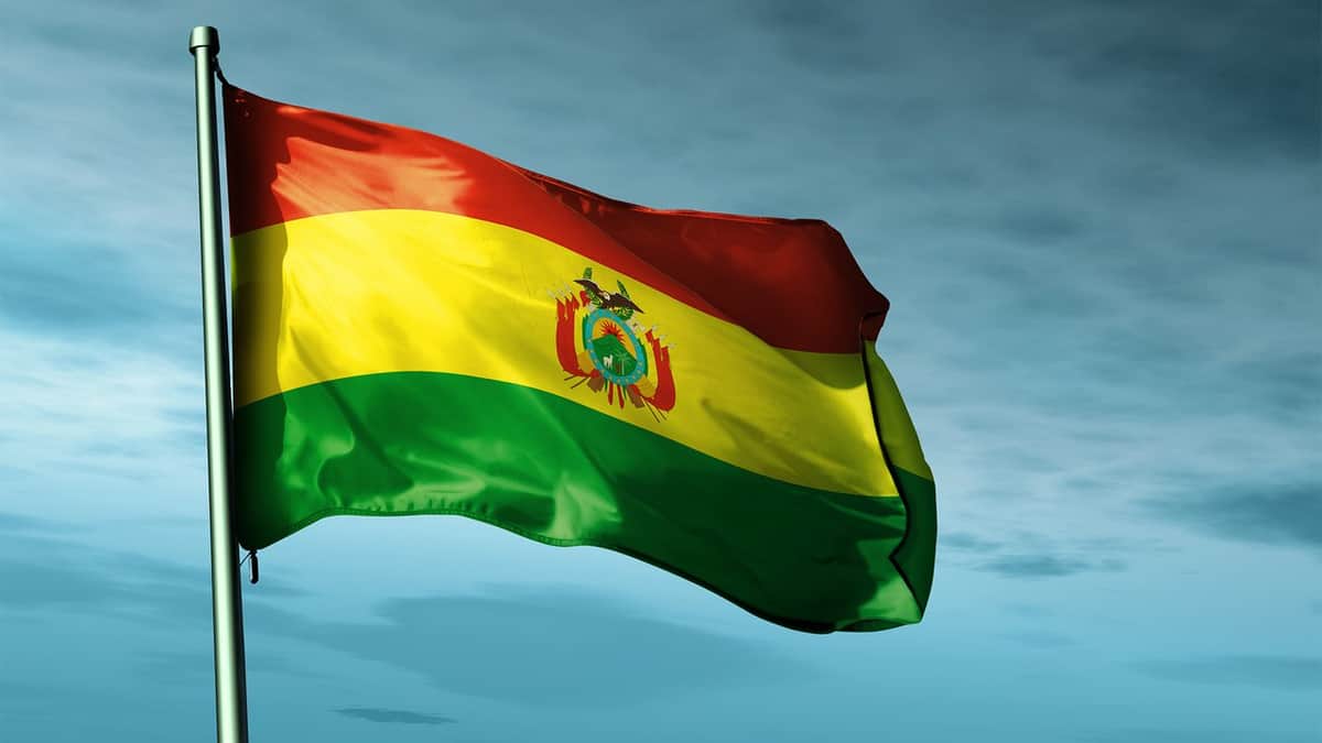 Bolivia abre sus refinerías al crudo importado ya la venta de combustibles sin subsidio