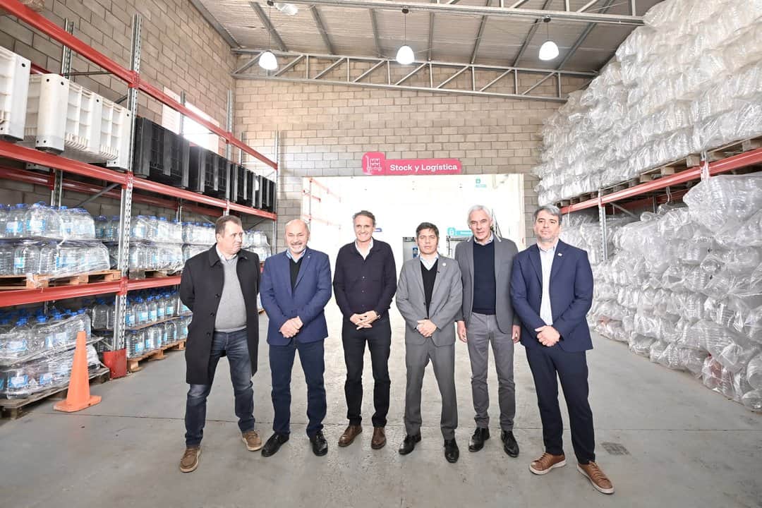 Kicillof cruzó a Milei: “Hay una empresa estatal que genera trabajo.”