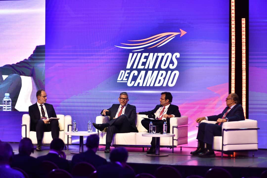 El papel de Latinoamérica en el mundo: analistas regionales debatieron sobre las medidas políticas y económicas
