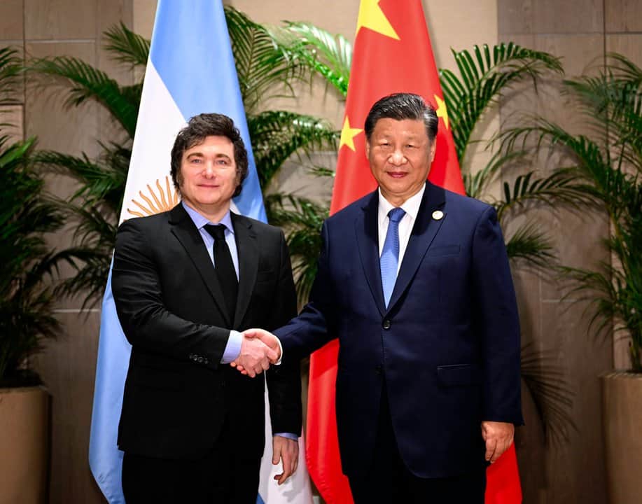 Pese a la incomodidad, el Gobierno le baja el tono a la escalada con China tras el mensaje de Carreira