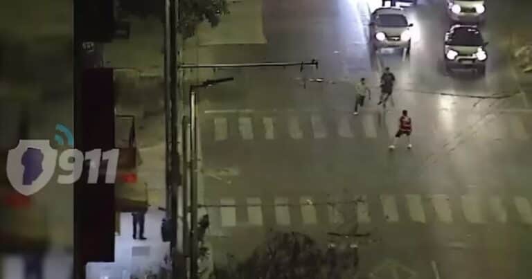 Terror por los robos piraña de celulares en pleno centro de Córdoba: «No nos pueden hacer nada porque somos menores»