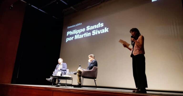 Philippe Sands presentó su nuevo libro, una crónica reveladora sobre el nexo secreto entre Pinochet y el nazismo