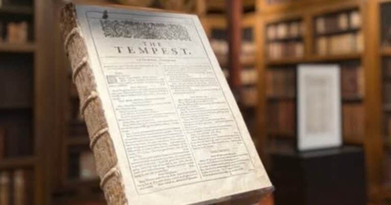 Un ejemplar robado de Shakespeare vuelve a Inglaterra y se exhibe tras décadas perdido