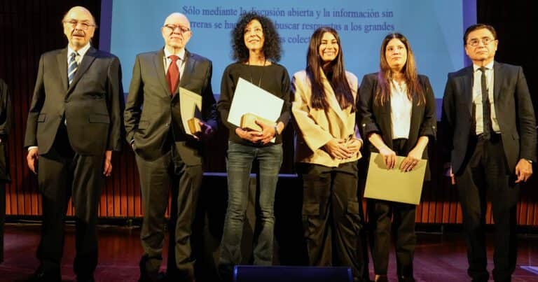 Premiaron a Leila Guerriero y Jorge Fernández Díaz: “Una facción busca domesticar al periodismo»