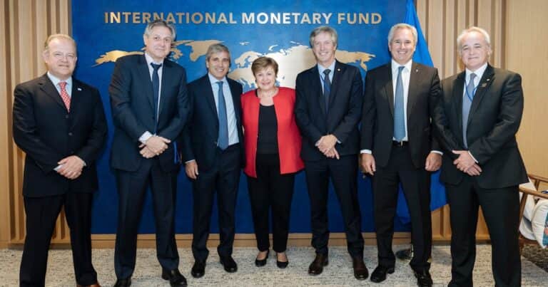 El Gobierno viaja al G20 y hay expectativa de una reunión con el FMI para destrabar US$ 2.200 millones