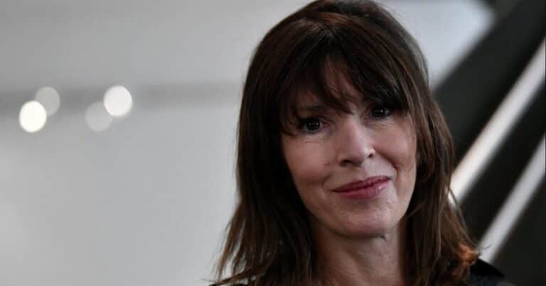 Rachel Cusk vuelve con ‘Desfile’: un nuevo retrato ácido del mundo del arte contemporáneo