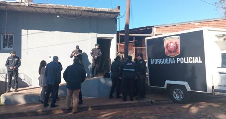 Mató a sus hijos a machetazos, hirió a su esposa y a un cuñado y se colgó de un tirante