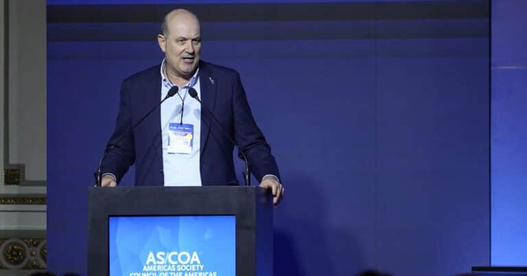 Picante contra «la casta», Sturzenegger celebró la apertura del mercado de vacunas anti aftosa