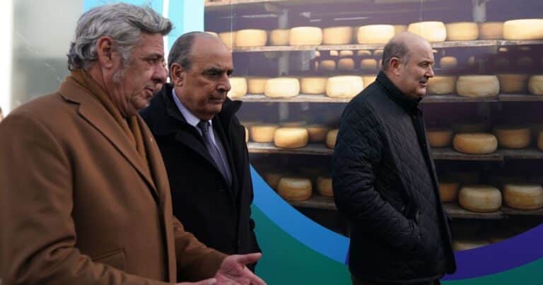 El Gobierno salió a responder al enojo de los productores por el fin de las retenciones cero: dice que ahora podrán liquidar sus granos a un mayor precio