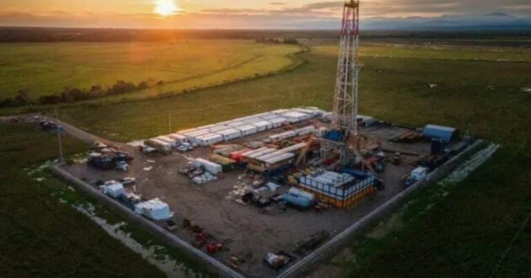 Una petrolera colombiana aliada a Mindlin llega a Vaca Muerta con inversiones por US$ 1.000 millones