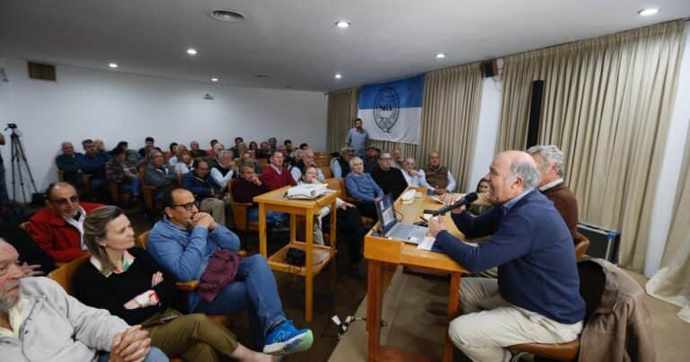 «“Venimos a escuchar»: un funcionario de Javier Milei se reunió con productores afectados por las inundaciones en la provincia de Buenos Aires