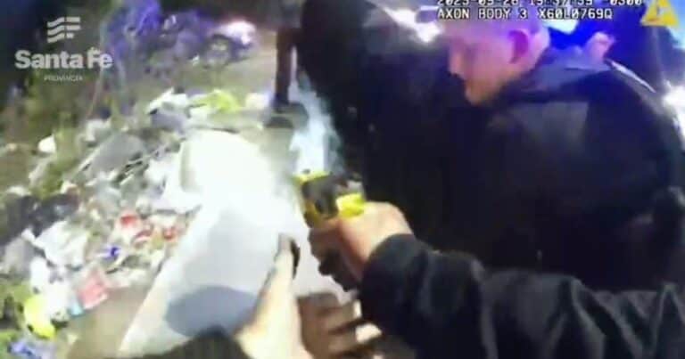 Usaron por primera vez una pistola Taser en Rosario contra una mujer que agredió a policías