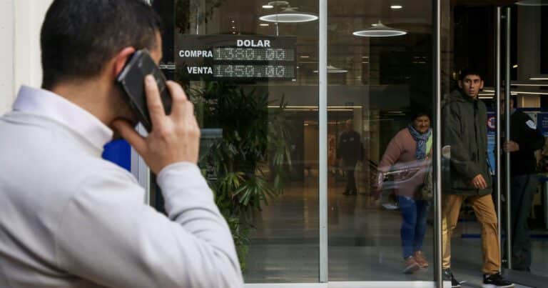 Dólar: el aluvión del campo presionará la cotización a la baja, pero advierten que sigue la volatilidad