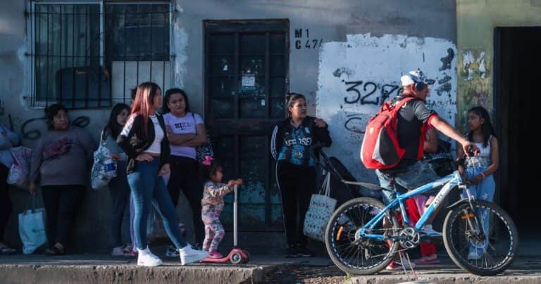 El empleo privado volvió a caer en julio y desde el cambio de Gobierno perdieron su trabajo 169.300 asalariados