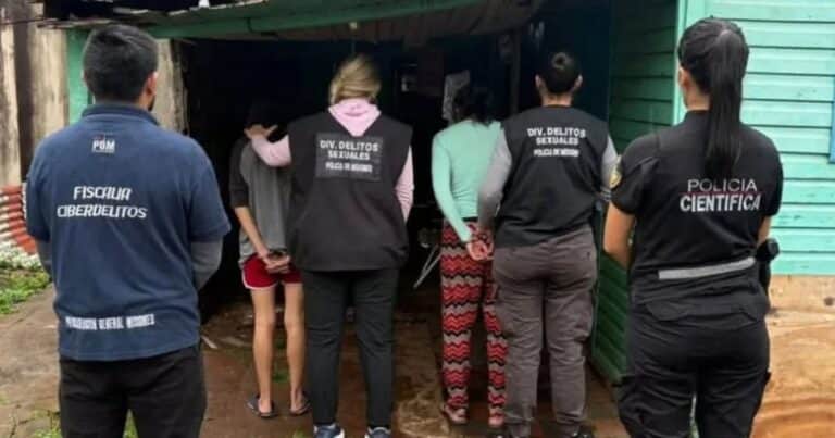La mamá y la abuela de una nena de 3 años, presas por abusarla y vender las fotos a $ 1.500 por una billetera virtual