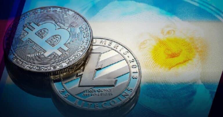 La única cotización del dólar que no se detiene supera $1.550 luego del cierre de la votación