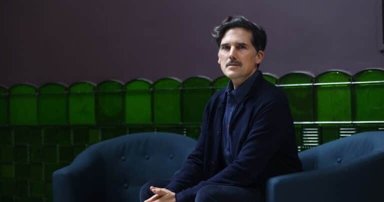 Semana de premios literarios: el Herralde fue para un argentino y se anuncian el Cervantes y el Goncourt