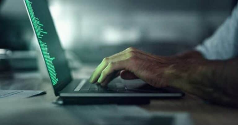 Exponen datos de argentinos en una filtración masiva en la dark web