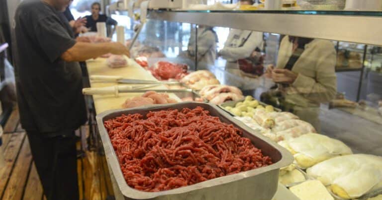 La inflación de 2025 será la más baja en 7 años, pero en diciembre la suba de la carne le dio un leve empujón a los precios