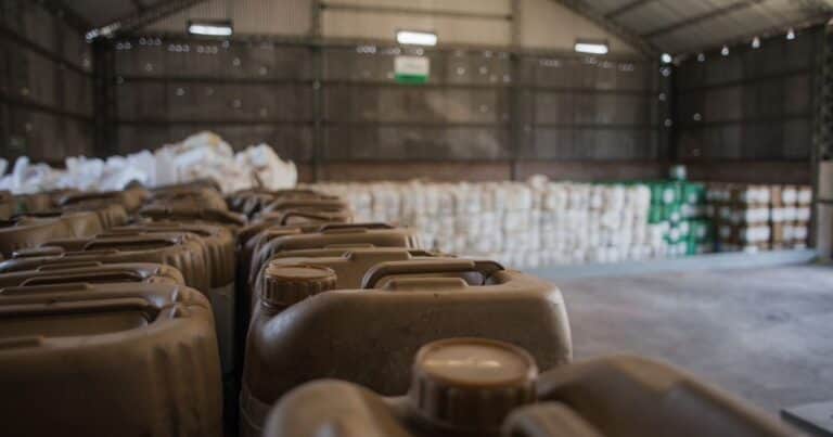 3 de cada 4 envases recuperados de fitosanitarios son reciclados y transformados en insumos para la minería, la energía y otras actividades