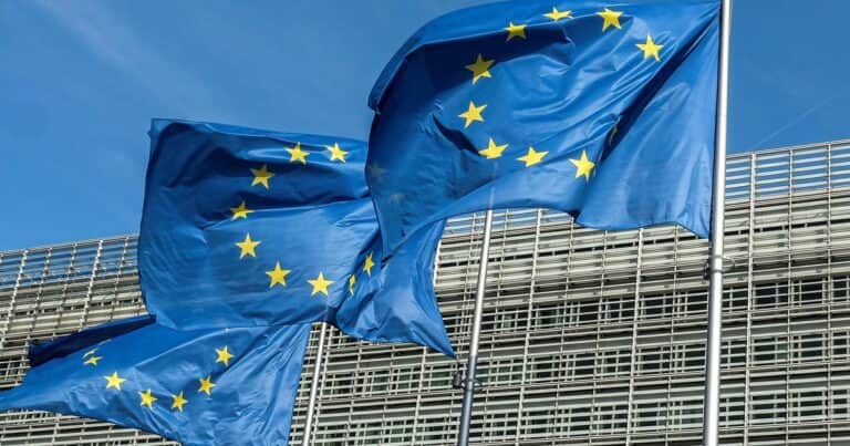 La Unión Europea avanza hacia el acuerdo con el Mercosur, pero refuerza salvaguardas para proteger a su agricultura