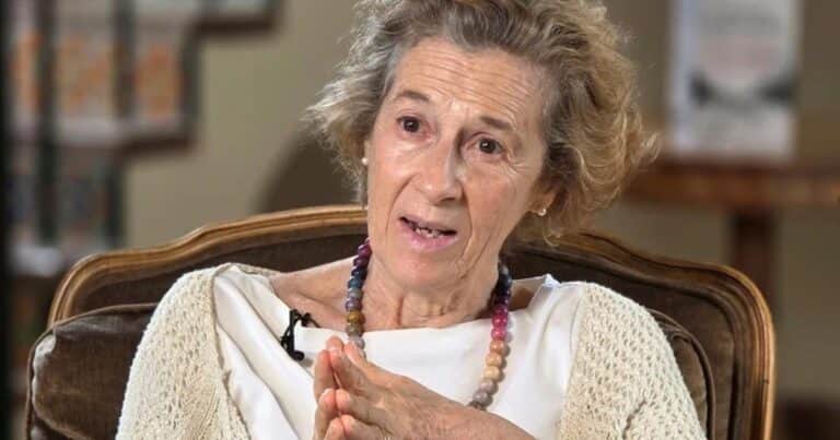 La escritora Julia Navarro siente «desesperanza de ver que no aprendemos del pasado»