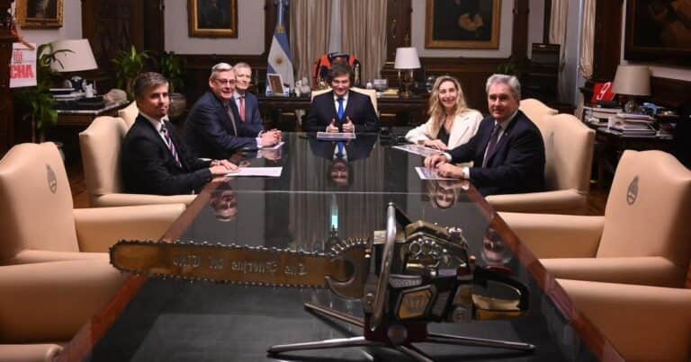 Milei recibió al CEO del gigante minero que invertirá US$ 18.000 millones en San Juan