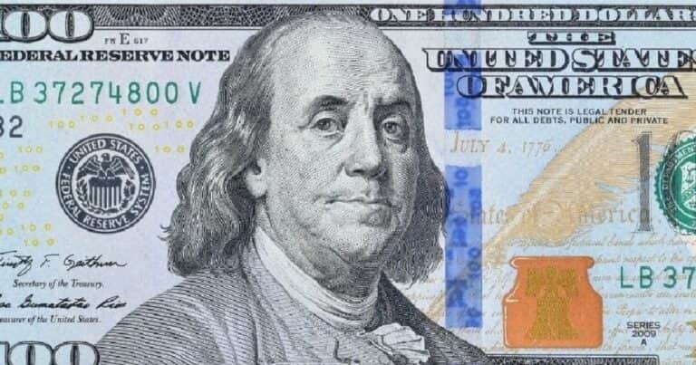 En medio de la calma cambiaria, los préstamos en dólares saltaron en enero y el Gobierno quiere habilitarlos para las familias