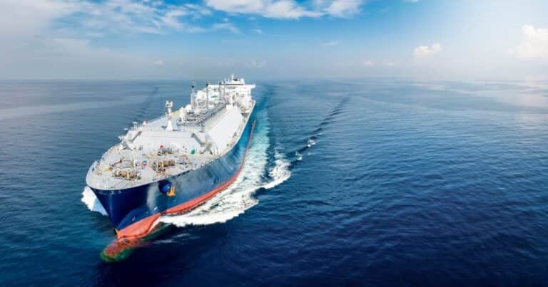 YPF confirmó a un socio de Medio Oriente para las exportaciones de GNL: buscan US$ 12.500 millones con el JP Morgan