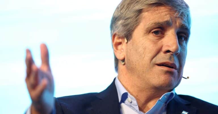 «Excelente que se animen a hacerlo público»: el respaldo de Caputo a un empresario textil que admitió precios caros