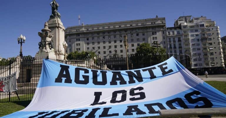 Jubilaciones y pensiones: aumentan entre el 2,3% y el 2,9% en abril