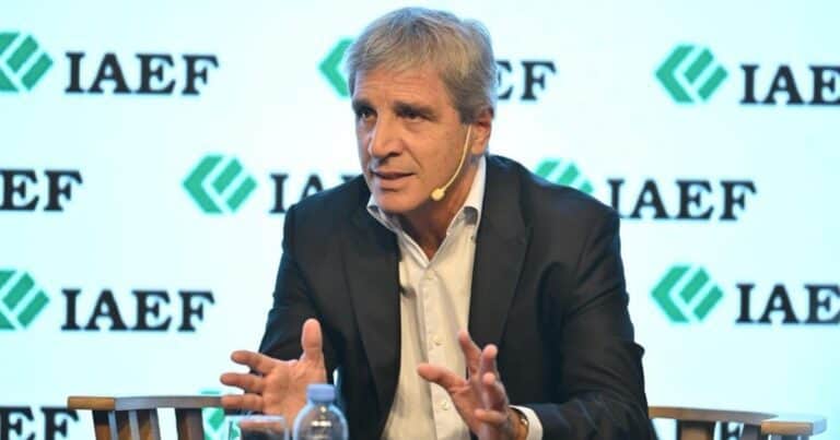 En medio del shock global, Caputo prepara un plan para pagarle a los bonistas hasta las elecciones de 2027