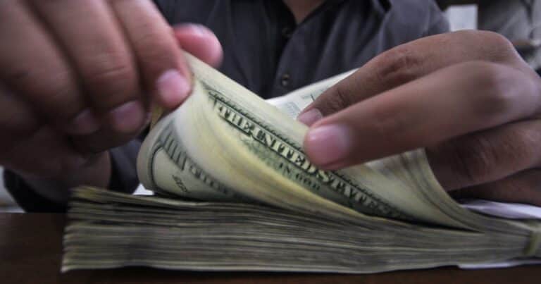 Dólar blue hoy: a cuánto cotiza este jueves 09 de abril