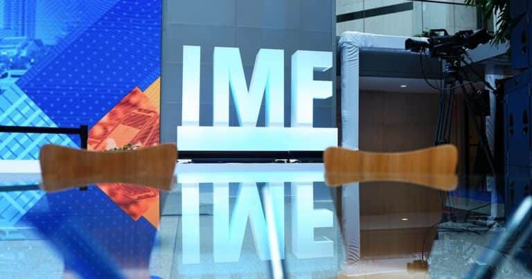 El FMI reduce la expectativa de crecimiento para Argentina en 2026, aunque el país encabezará la región