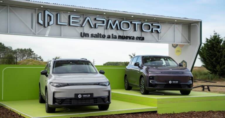 La automotriz Stellantis arma su negocio de autos chinos en la Argentina