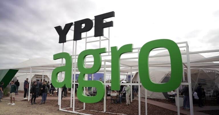 YPF pone en suspenso la venta de su empresa de agro y redefine su estrategia en el sector