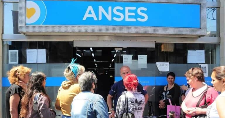 Pensiones por discapacidad: quiénes pueden cobrarla en mayo 2026 y qué dice el proyecto de ley que el Gobierno envió al Congreso