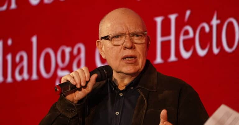 Jorge Fernández Díaz, en el espacio Clarín-Ñ: «El dogmatismo económico lleva al autoritarismo”