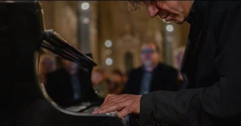 Una experiencia de cine mudo y música en vivo por los 800 años de San Francisco de Asís