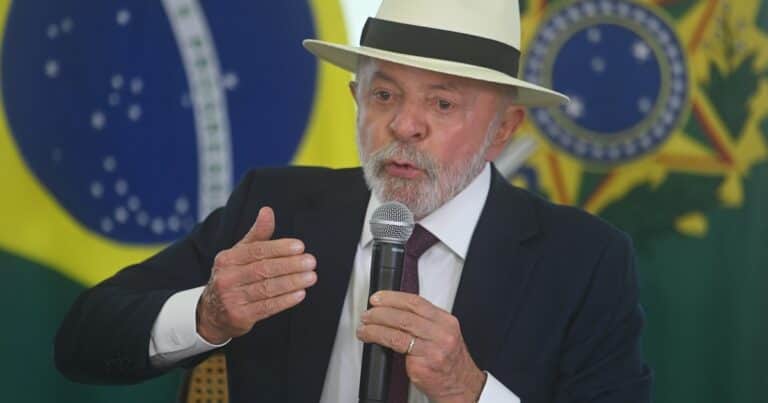 En medio de un boom económico, Lula se muestra cada vez más debilitado