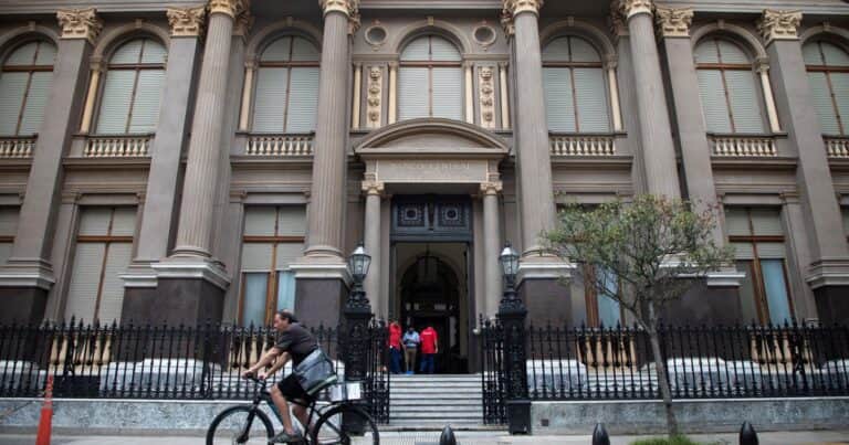 El Banco Central acumuló ya US$ 8.380 millones y lleva 90 ruedas de compras al hilo