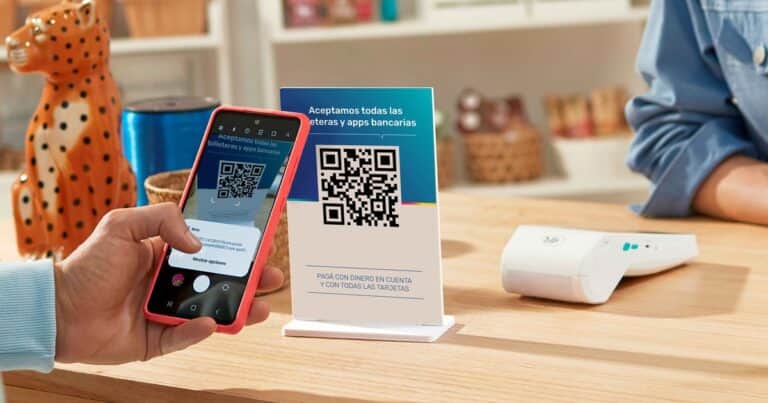 Por cada peso en efectivo que circula en la calle, $ 2,3 se procesan en forma digital