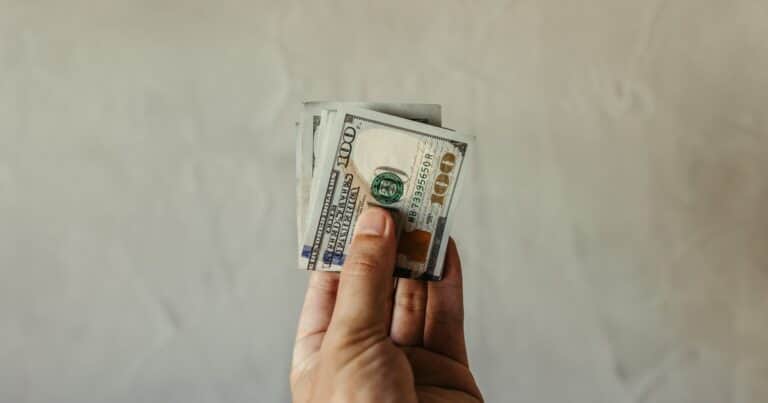 El dólar sube por cuarto día consecutivo y toca los $ 1.480, su máximo valor en 5 meses