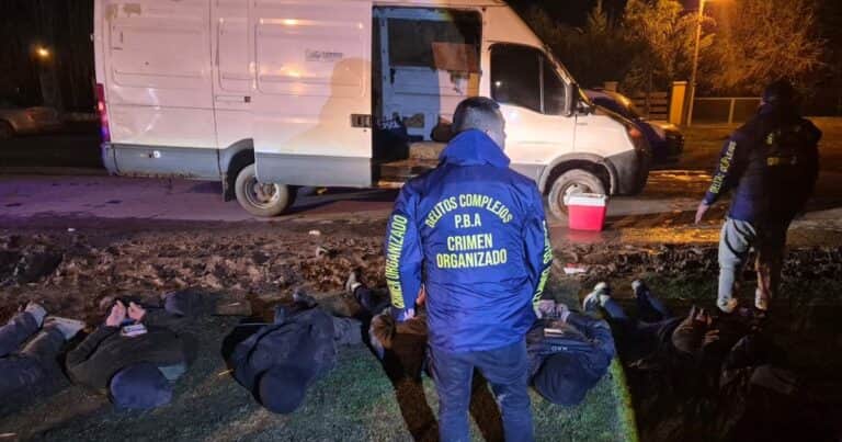 El robo de película que no fue: cayó una banda que quiso robar con boquetes dos bancos de Buenos Aires