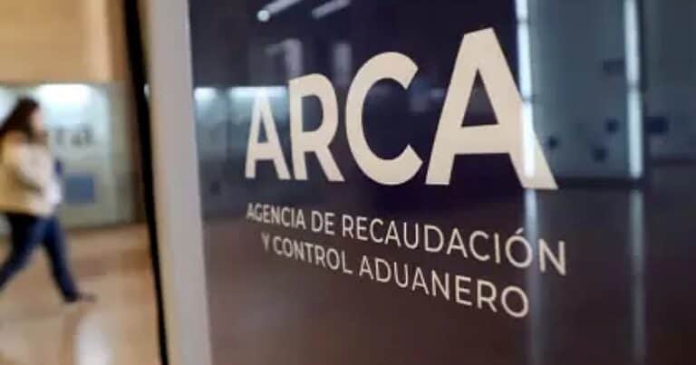 Qué es la Inocencia Fiscal, la ley que el Gobierno impulsó para que salgan los dólares del colchón