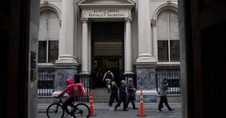 Empresas sin cepo: en seis meses las multinacionales giraron US$ 2.600 millones a sus casas matrices