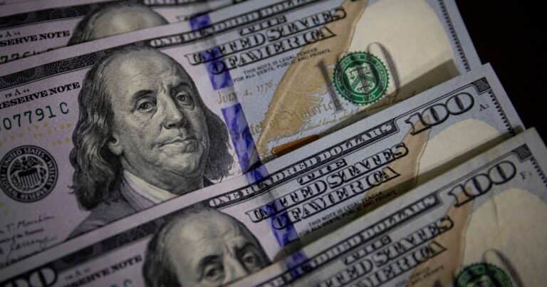 El Banco Central volvió a comprar fuerte y el dólar bajó a $ 1.460