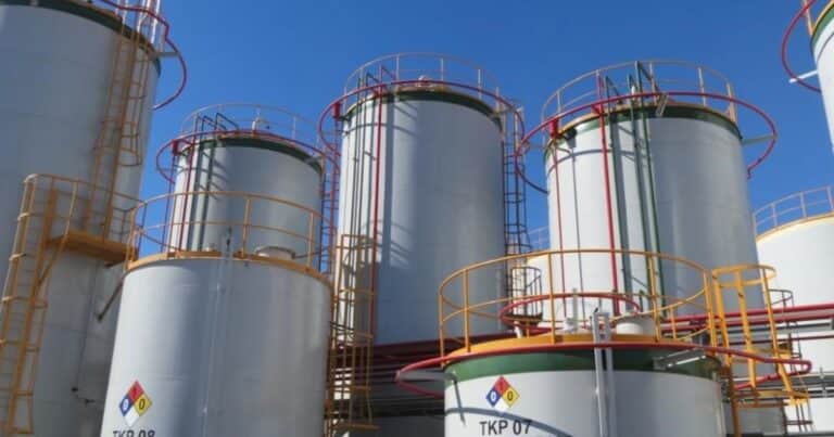 “En jaque”: a la espera de una nueva ley, la industria del biodiesel solo utiliza el 25% de su capacidad instalada