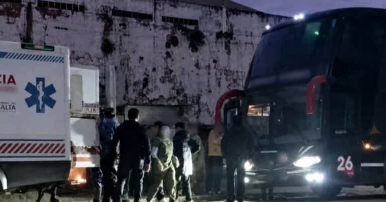 Una mujer murió tras agonizar varios días después de ser baleada en un violento asalto a un colectivo que hacía un tour de compras