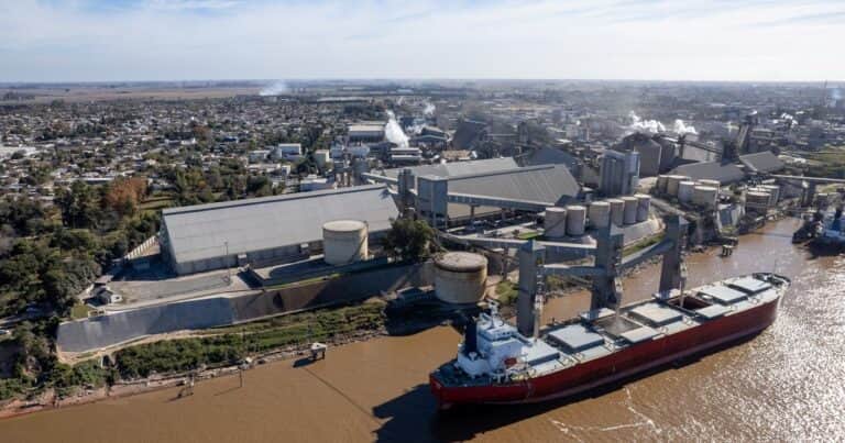 Por la baja de retenciones y una mayor demanda, dos gigantes del agro invertirán más de US$ 500 millones para construir una nueva planta de crushing de soja
